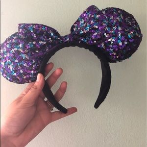 Disney Parks Authentic Minnie Sequin Ears